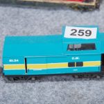 076